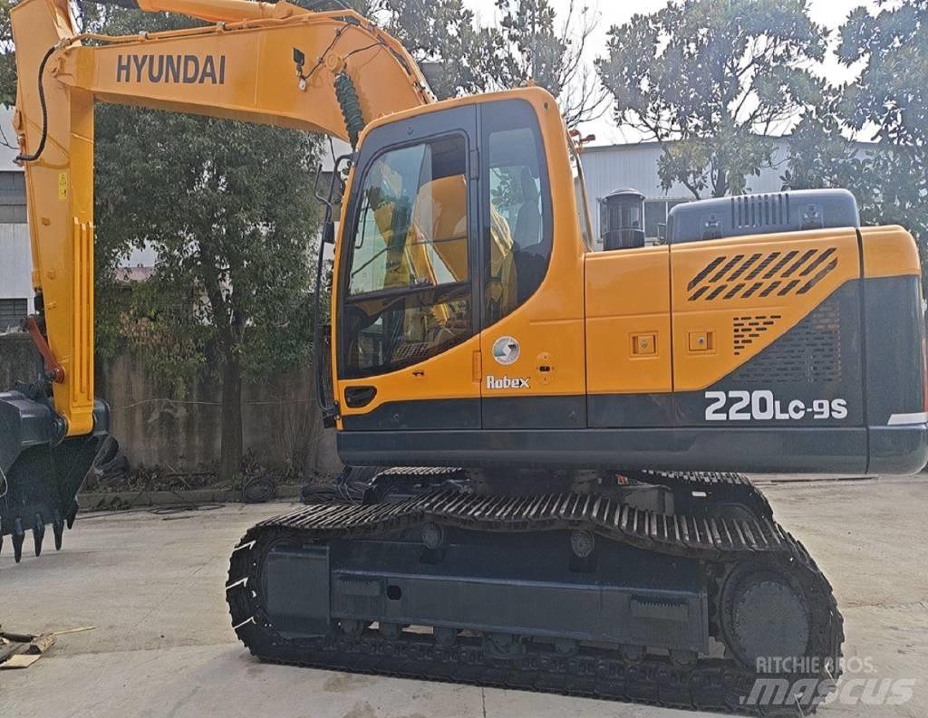 Hyundai R220LC-9S Pyöräkaivukoneet
