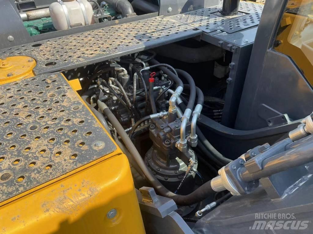 Volvo EC 220 Telakaivukoneet