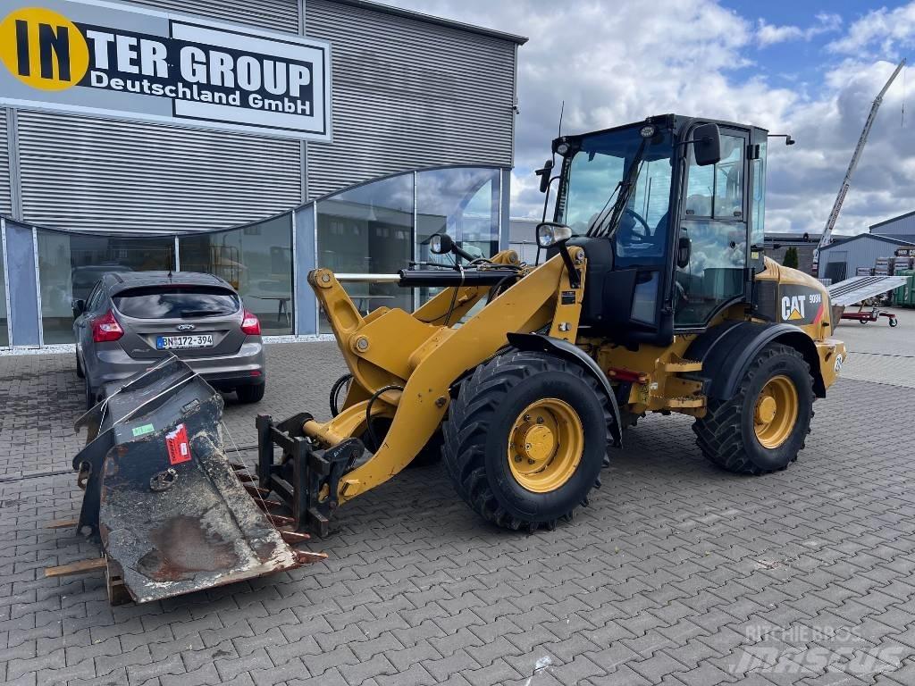 CAT 908 H Pyöräkuormaajat