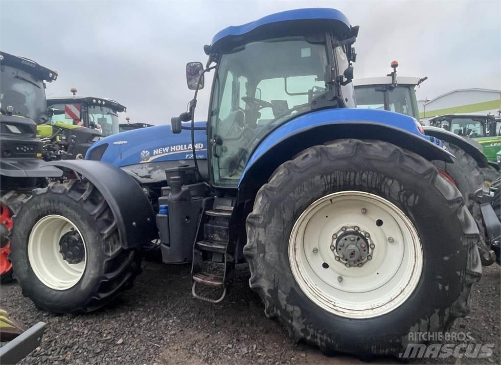 New Holland T7.270 Traktorit