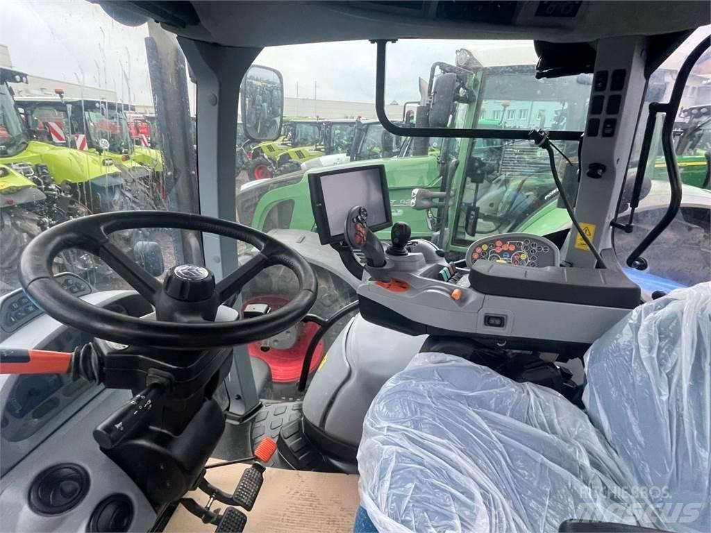 New Holland T7.270 Traktorit