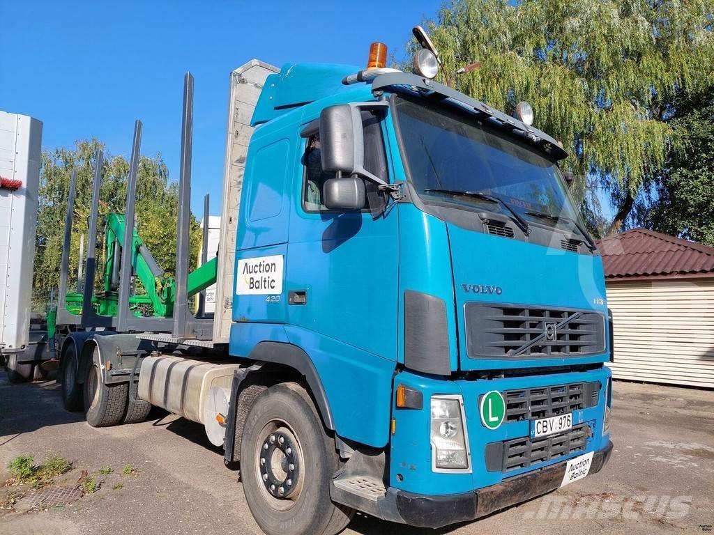 Volvo FH12 Puuautot