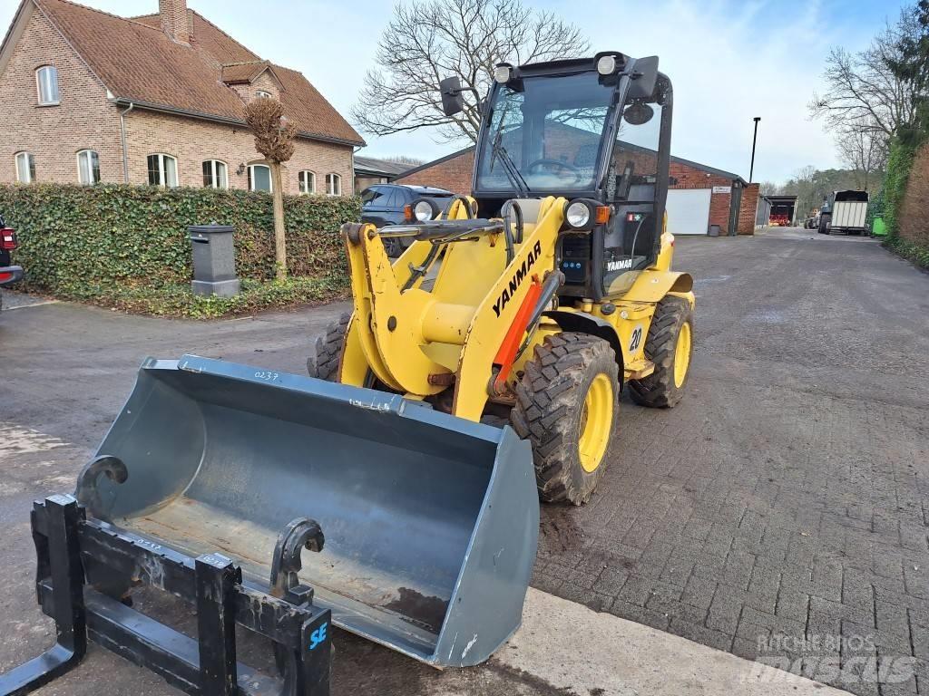 Yanmar V8 Yleiskuormaajat