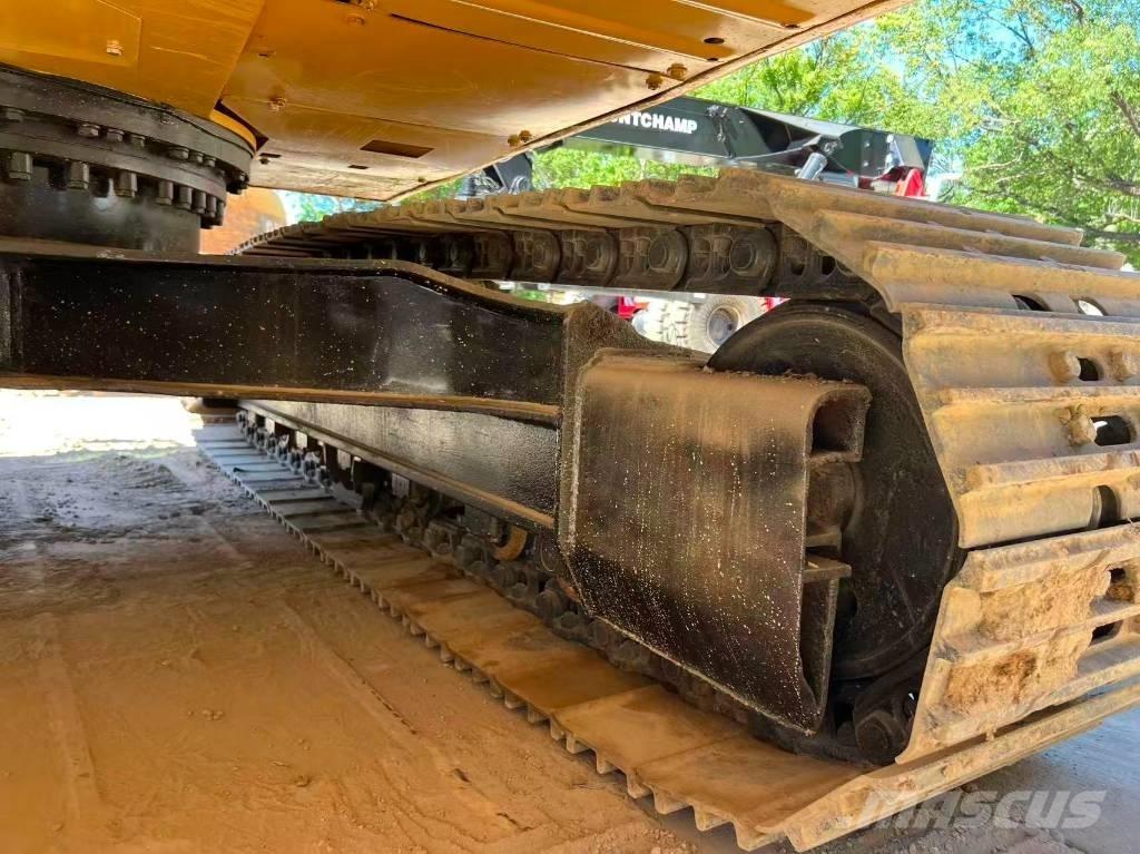 CAT 320 C L Telakaivukoneet