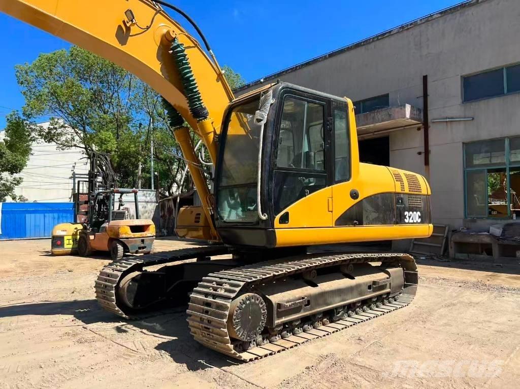 CAT 320 C L Telakaivukoneet