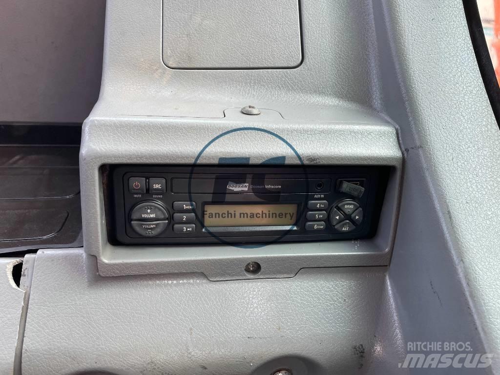 Doosan DX300 Telakaivukoneet