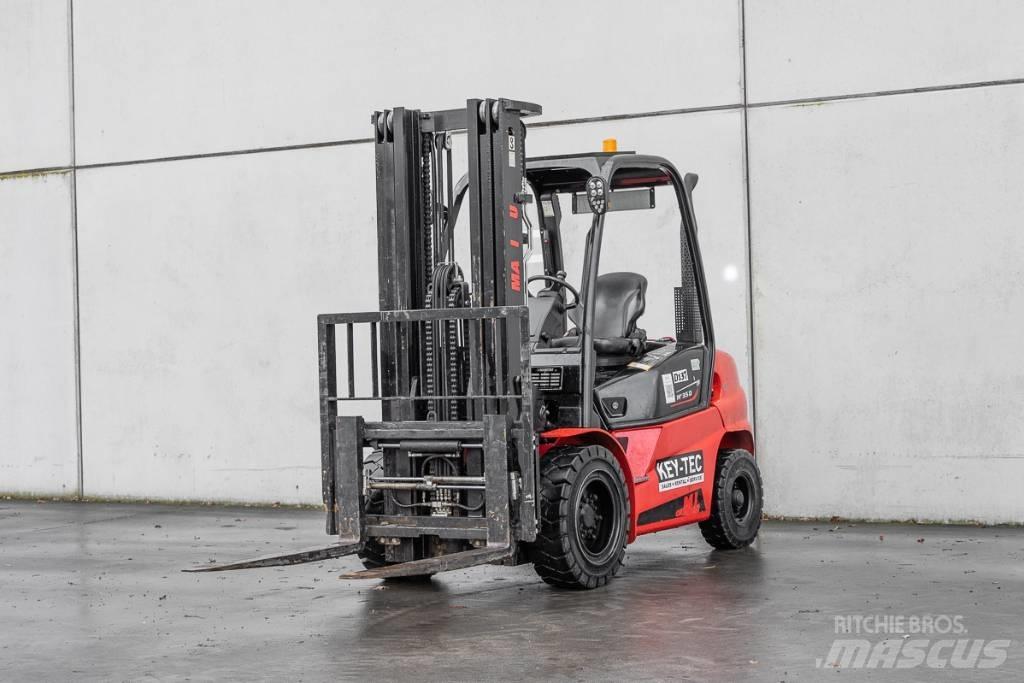 Manitou MI 35 D Dieseltrukit