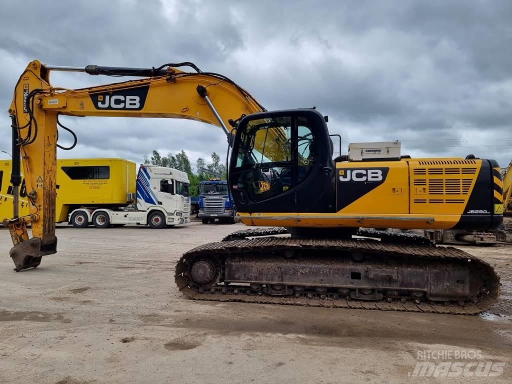JCB JS 290 LC Telakaivukoneet