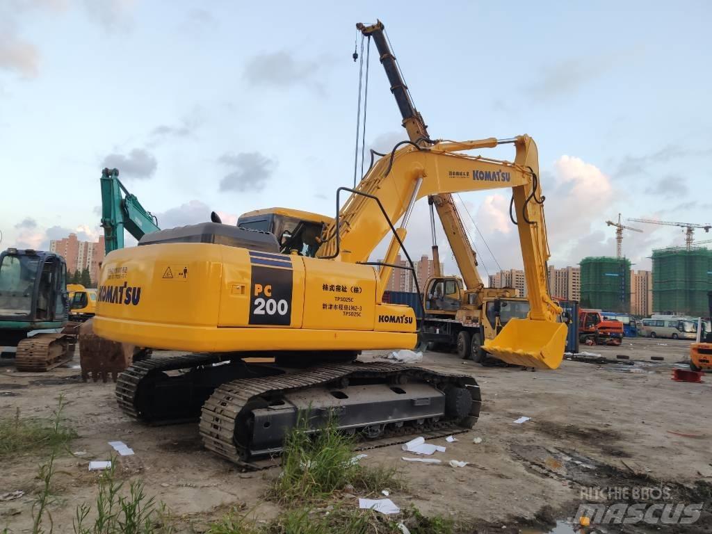 Komatsu PC 200-7 Midikaivukoneet 7t - 12t