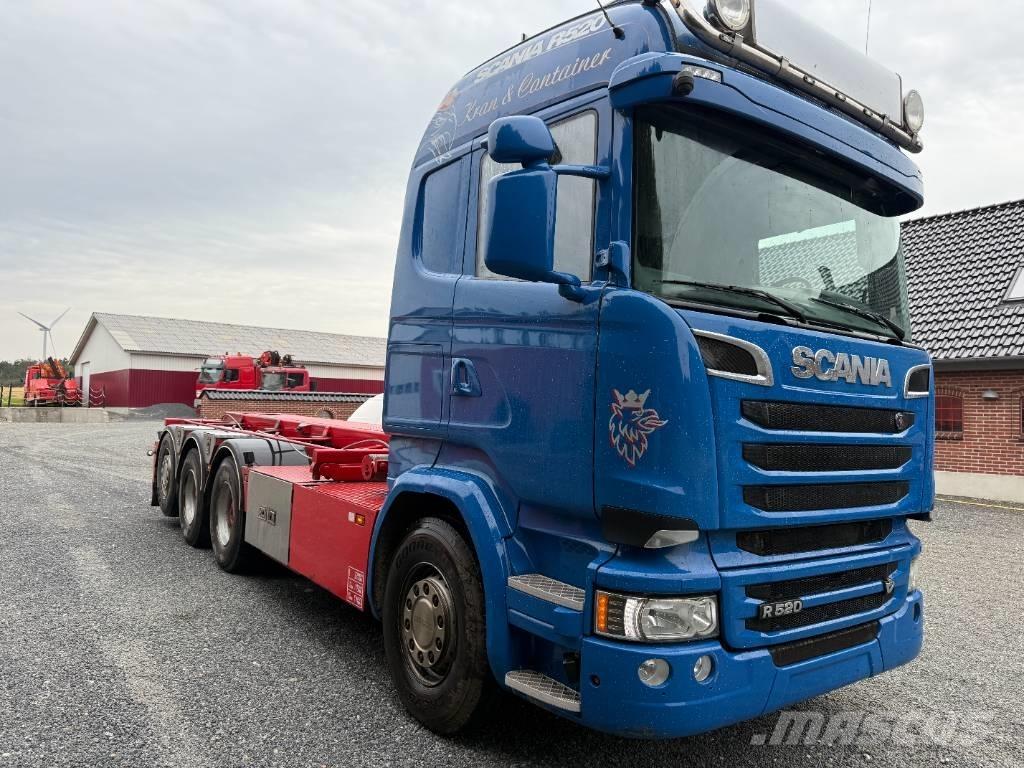 Scania R520 8x4 Vaihtolava-autot