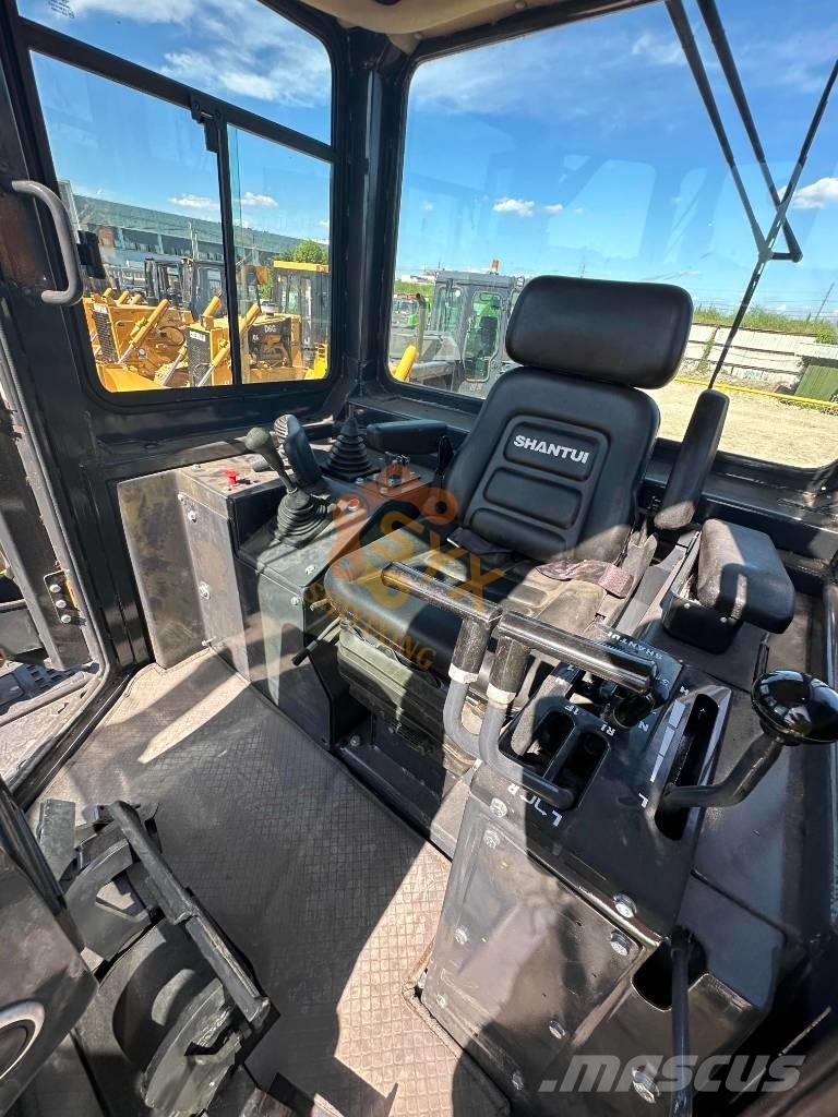 Shantui SD 22 F Telaketjupuskutraktorit