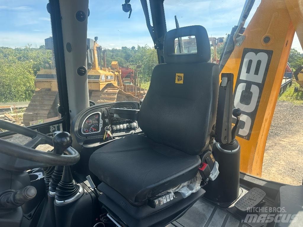 JCB 4 CX SM Kaivurikuormaajat