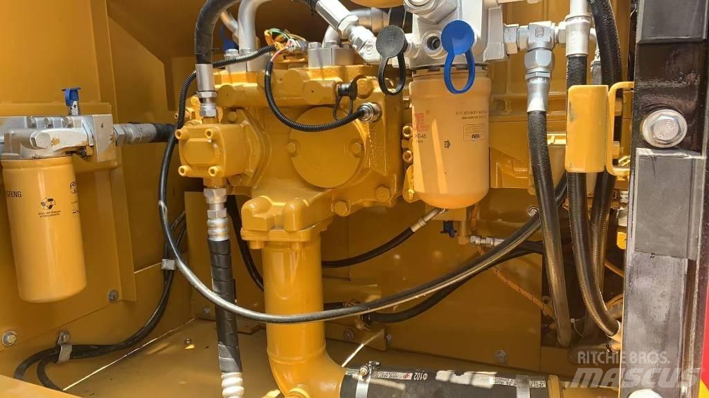 CAT 325 B L Telakaivukoneet