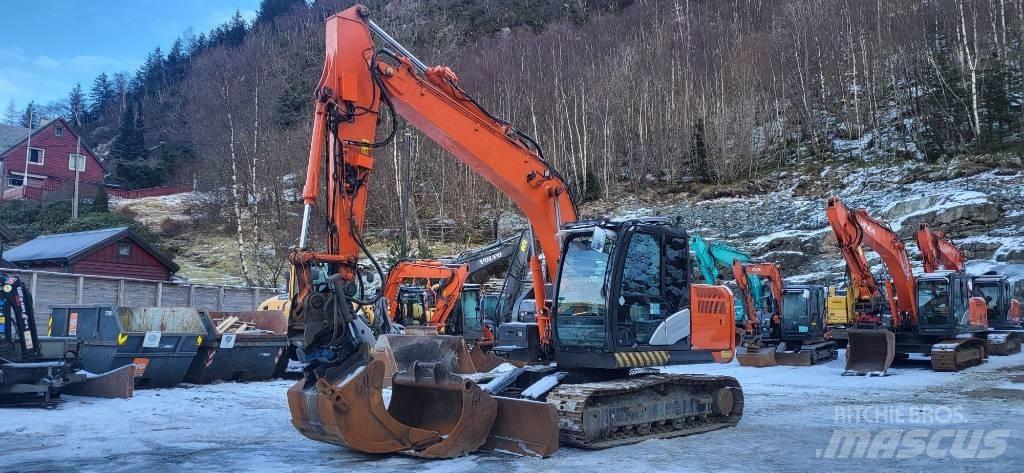 Hitachi ZX130LC-6 Telakaivukoneet