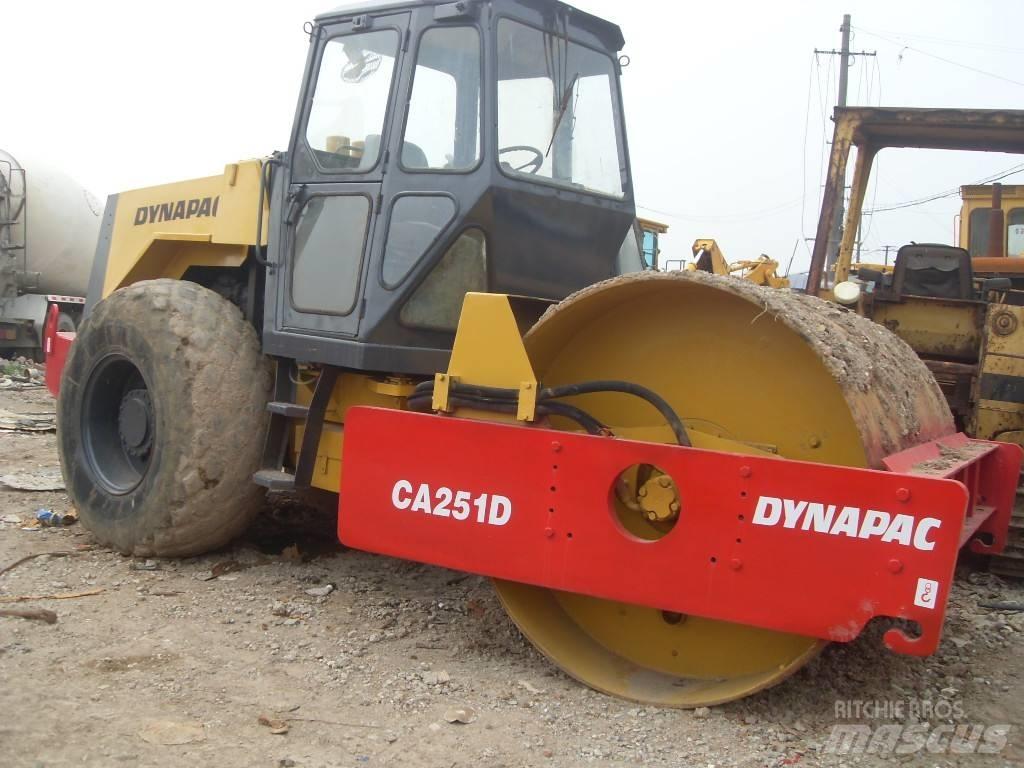Dynapac CA 251 D Yksivalssijyrät