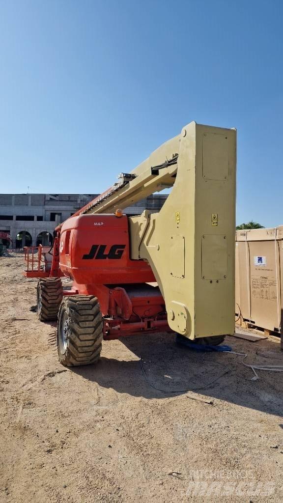 JLG 800AJ Kuukulkijat