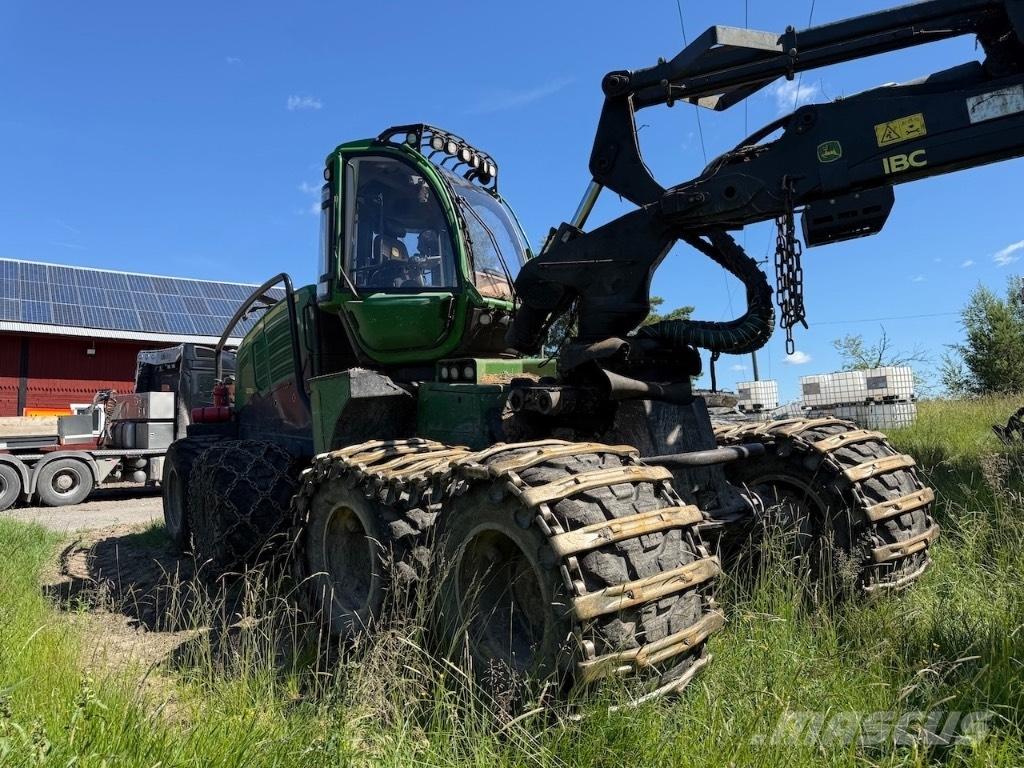John Deere 1270 G Harvesterit