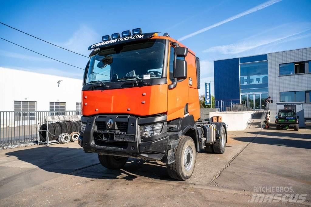 Renault K480-4X4 Vetopöytäautot