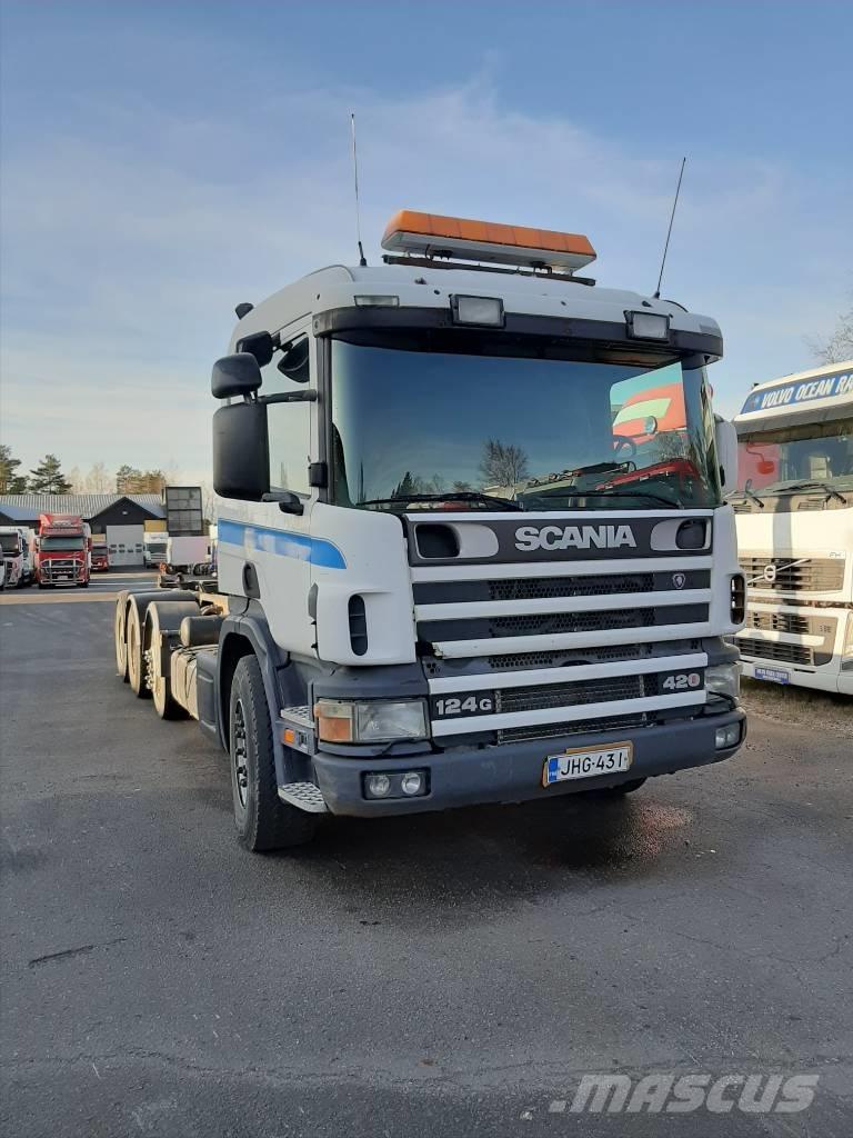 Scania P 124 Koukkulava kuorma-autot