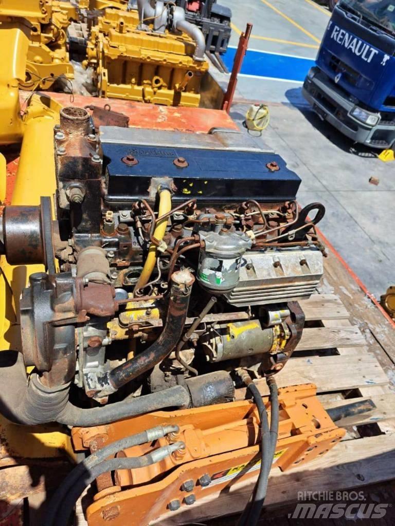 JCB 3CXT Moottorit