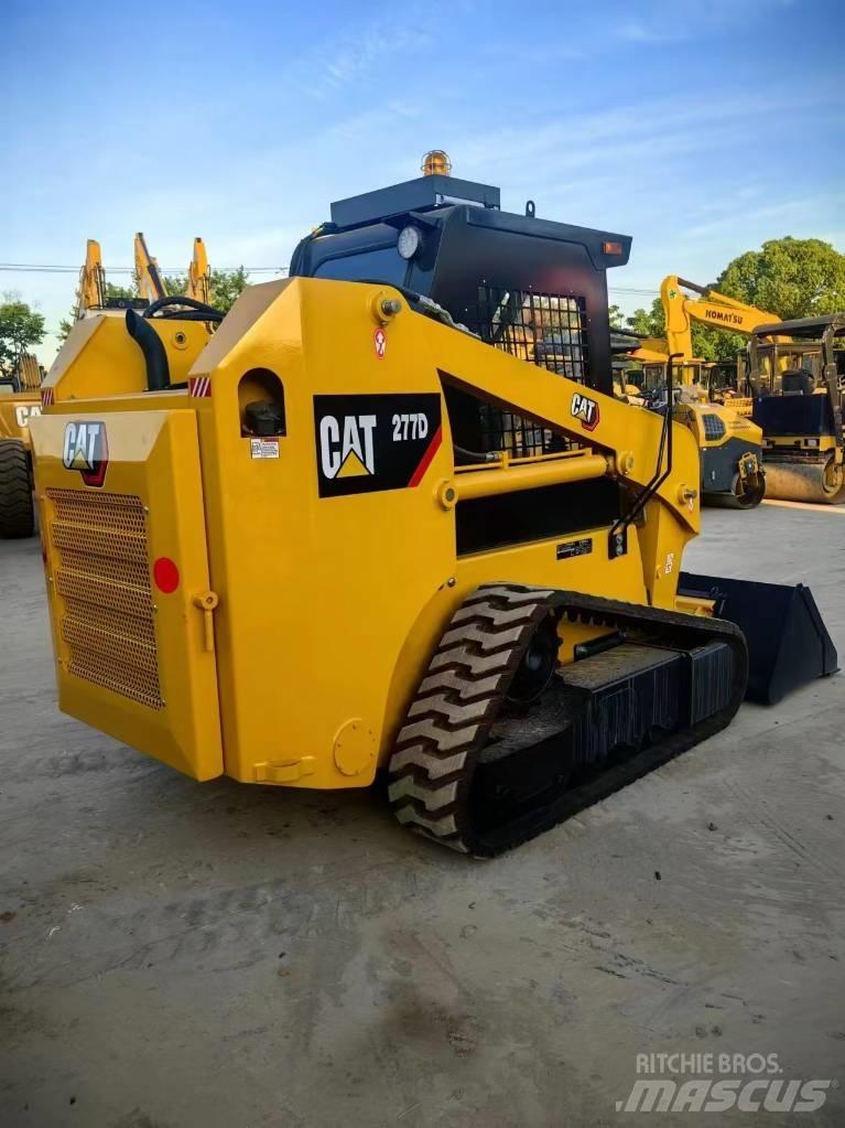 CAT 277 D Liukuohjatut kuormaajat