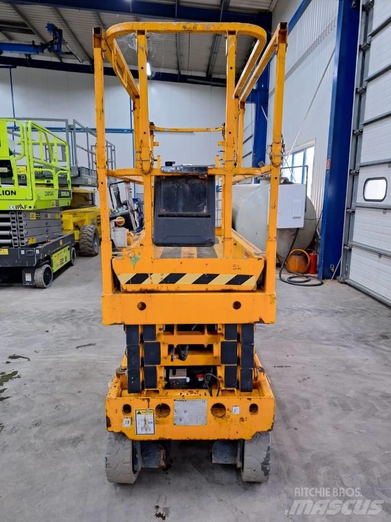 Haulotte Compact 8 Saksilavat
