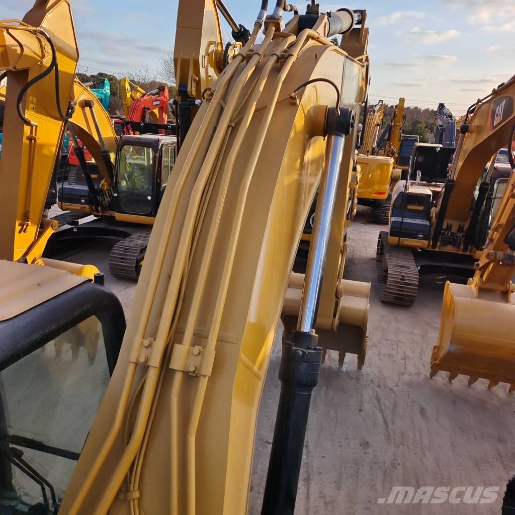 CAT 320 D Telakaivukoneet
