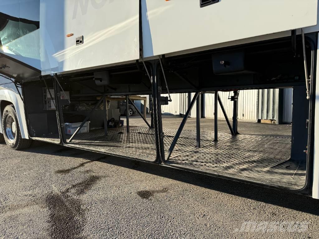 Scania Touring HD Turistibussit