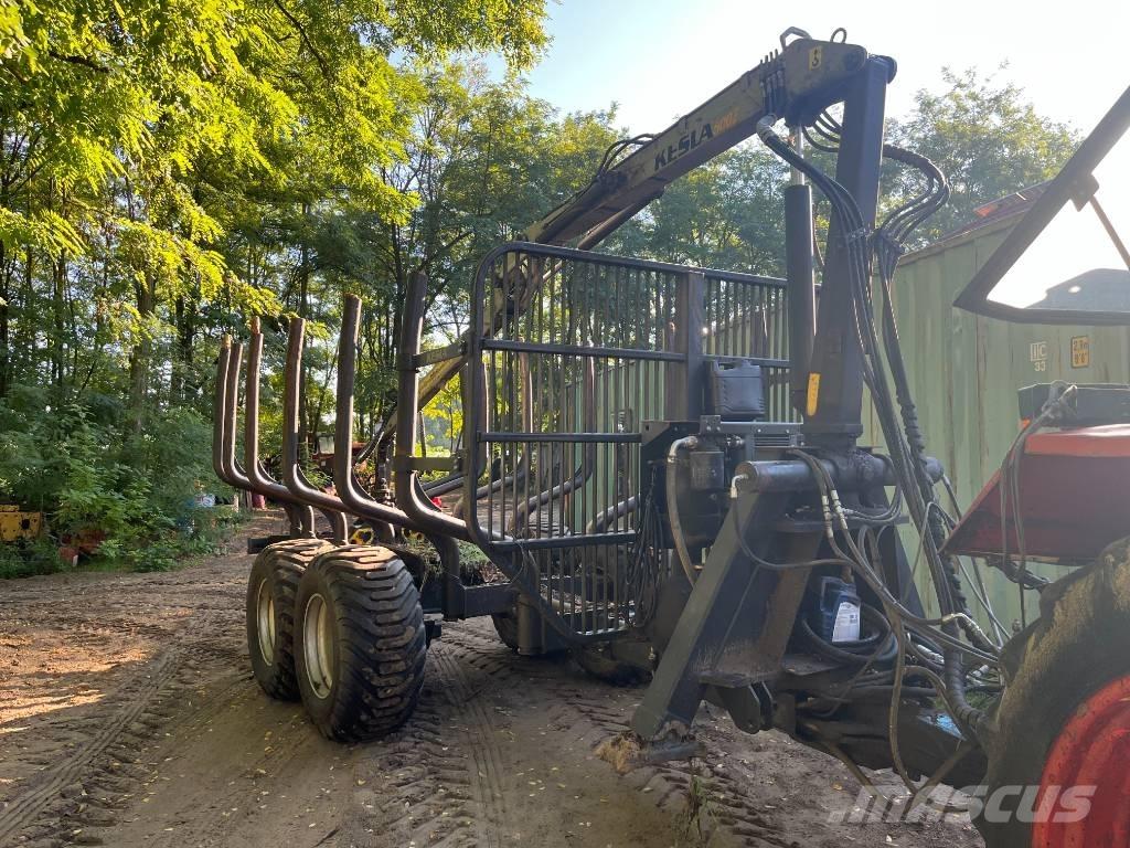 Kesla 122HD Metsäperävaunut