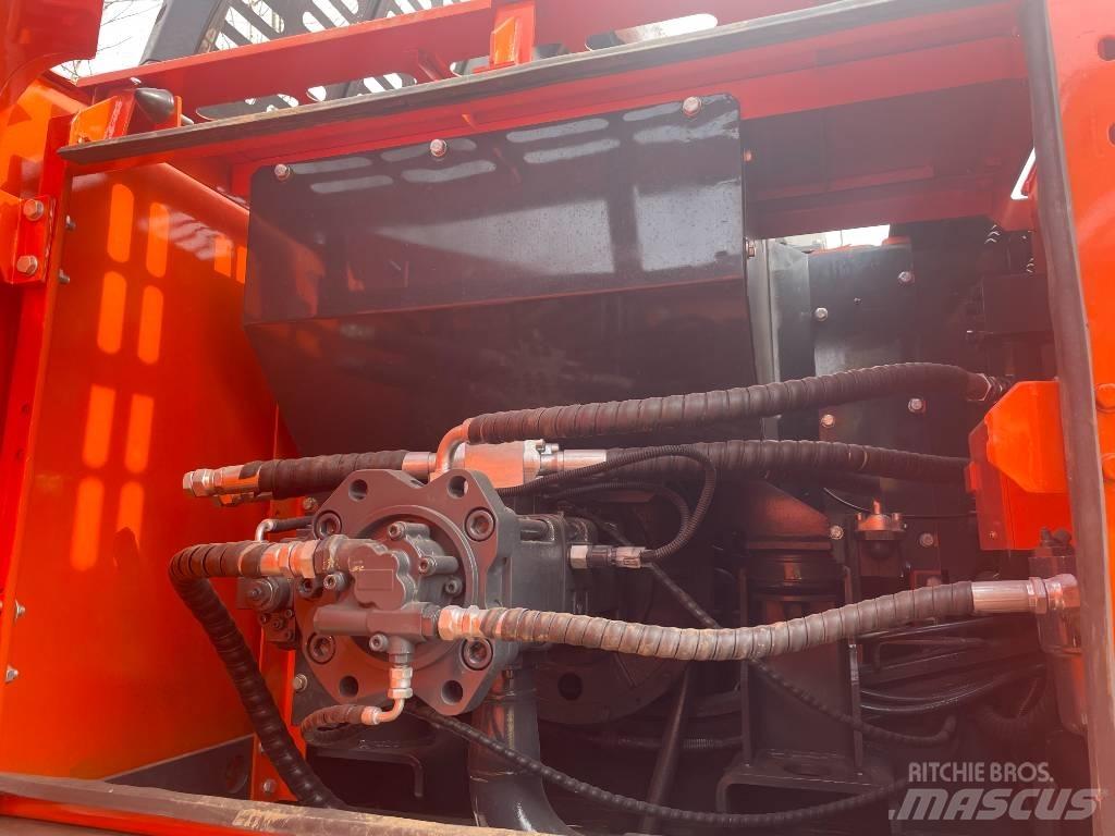 Doosan DX 225LC-9C Telakaivukoneet
