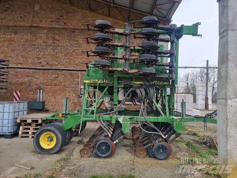 John Deere 750A Muut maatalouskoneet
