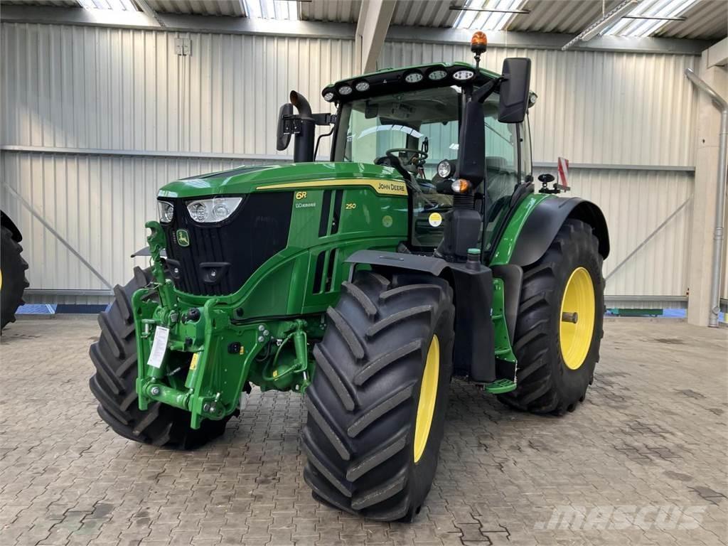 John Deere 6R 250 Traktorit