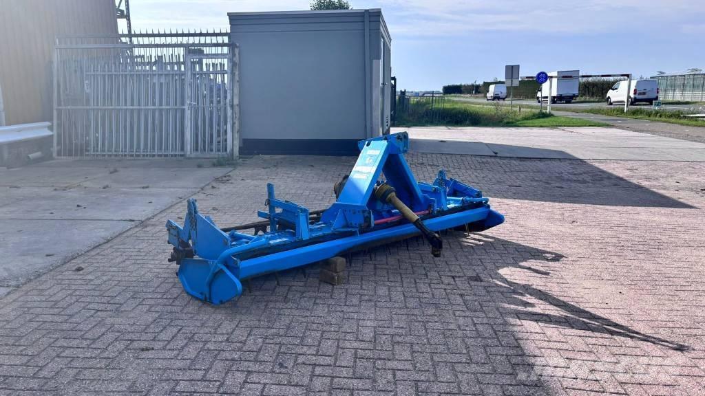 Lemken zircon 300 Jyrsimet