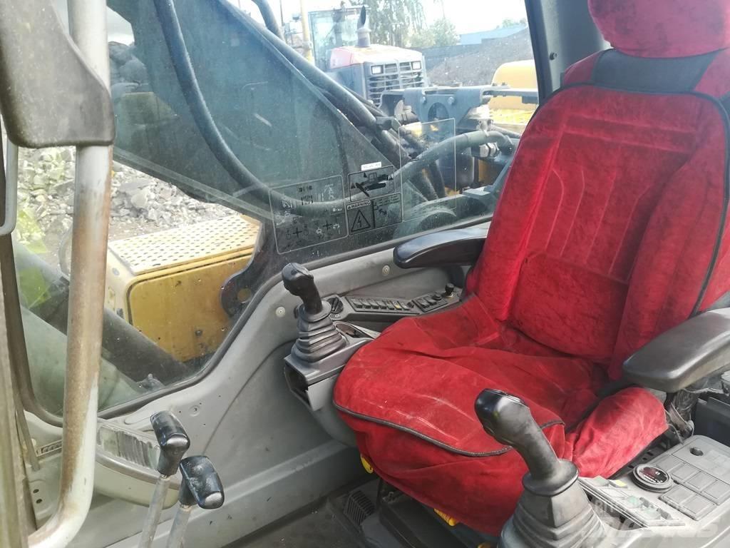 Volvo EC 290 B LC Telakaivukoneet