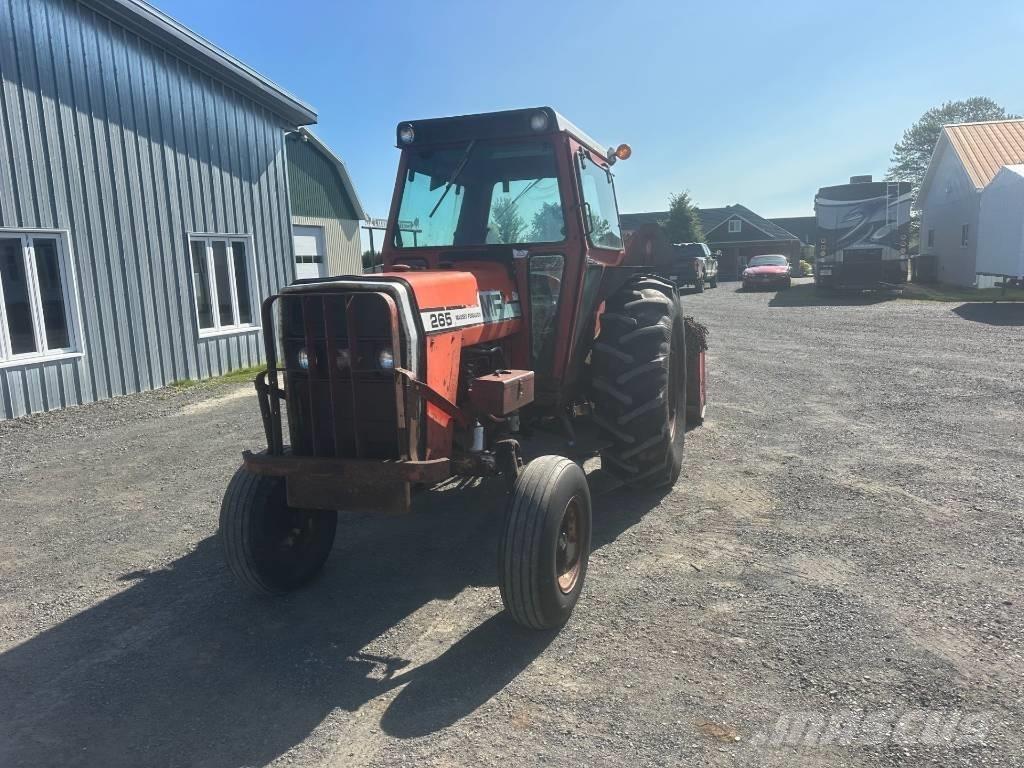 Massey Ferguson 265 Traktorit