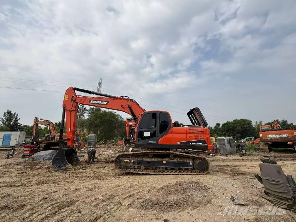 Doosan DX225LC-9C Telakaivukoneet