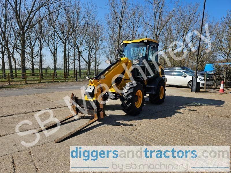 JCB TM 220 Pyöräkuormaajat