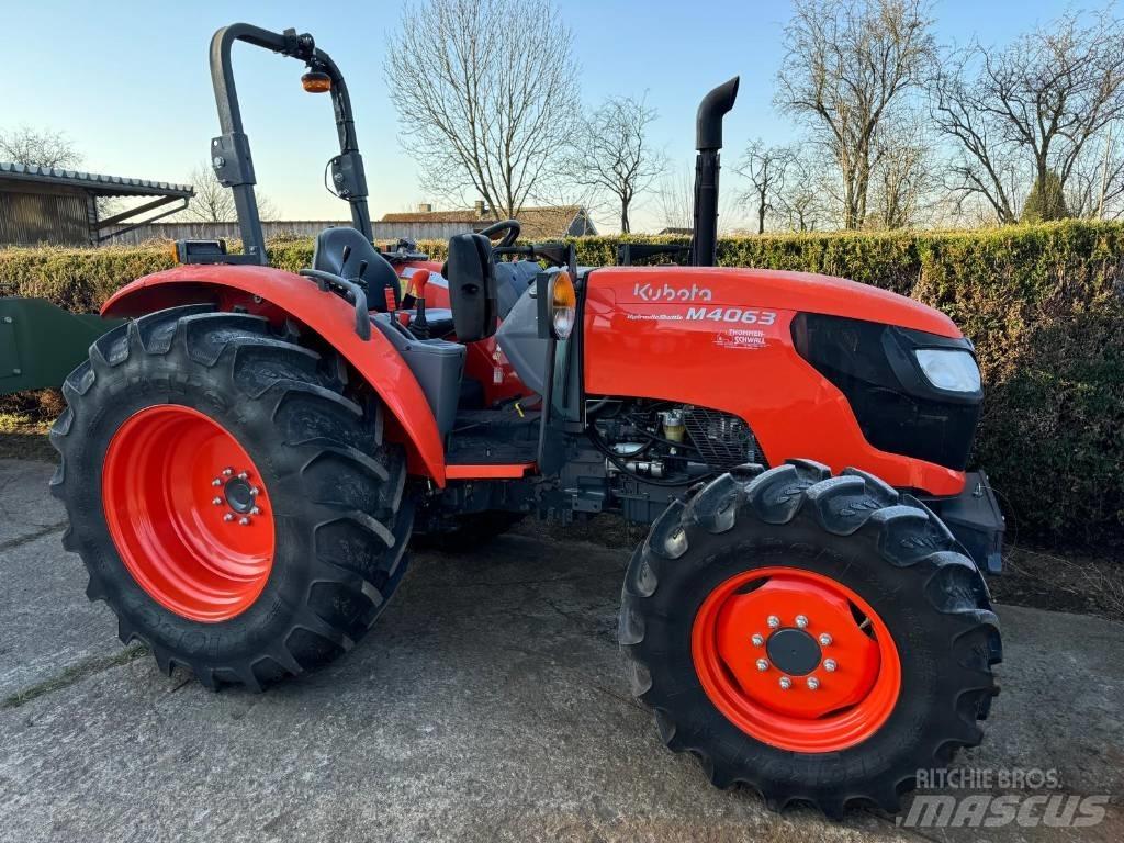 Kubota M 4-063 Traktorit
