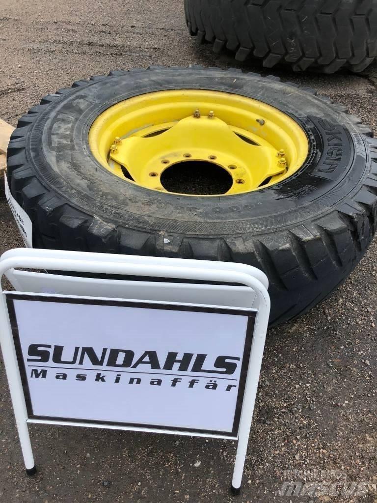 Nokian 400/80R28 Renkaat ja vanteet