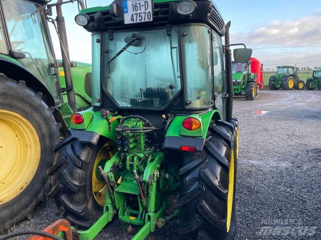 John Deere 5085 GF Traktorit