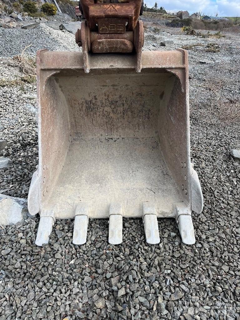 Komatsu PC 210 LC-8 Telakaivukoneet