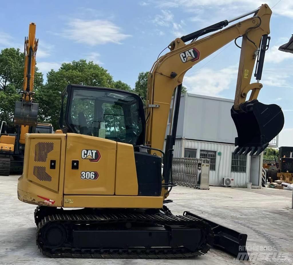 CAT 306 Minikaivukoneet < 7t