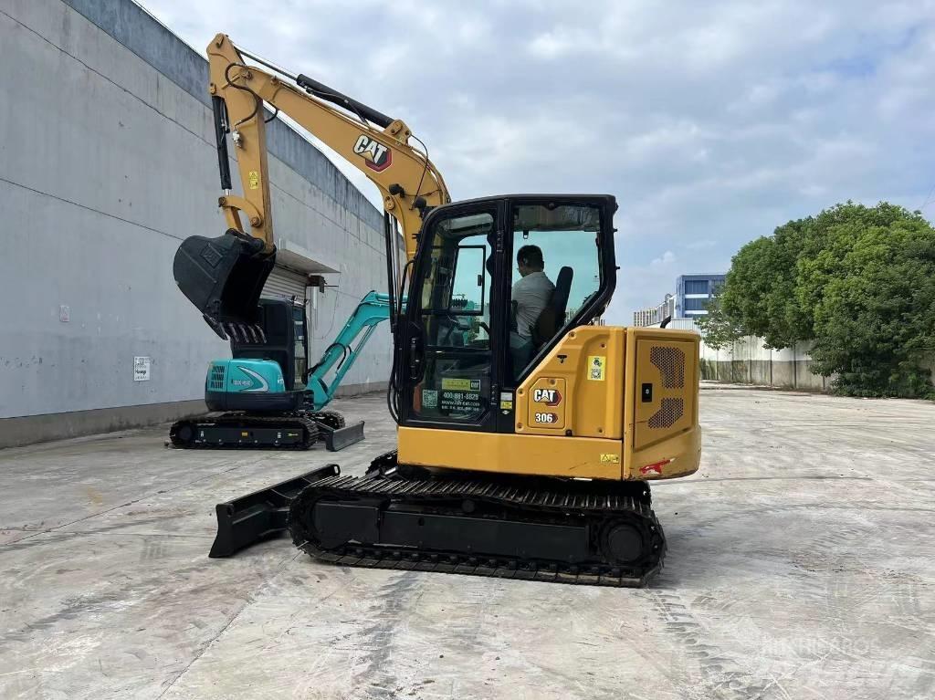 CAT 306 Minikaivukoneet < 7t