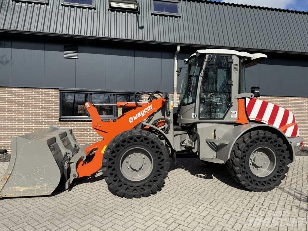 Weycor AR 560 Pyöräkuormaajat