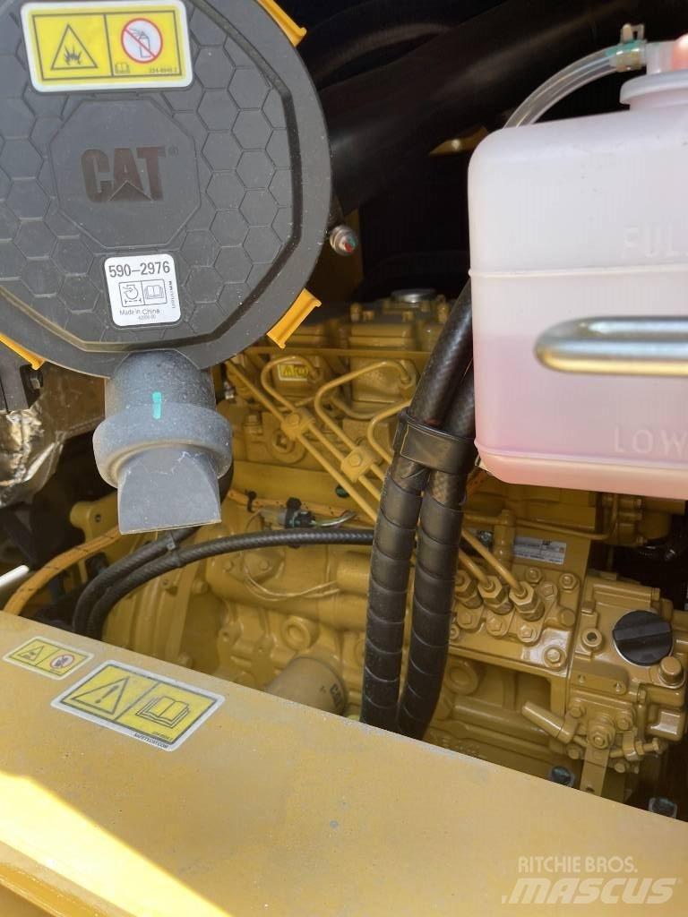 CAT 305.5 Telakaivukoneet