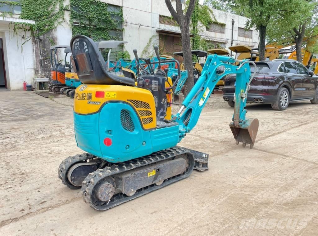 Kubota U008 Minikaivukoneet < 7t