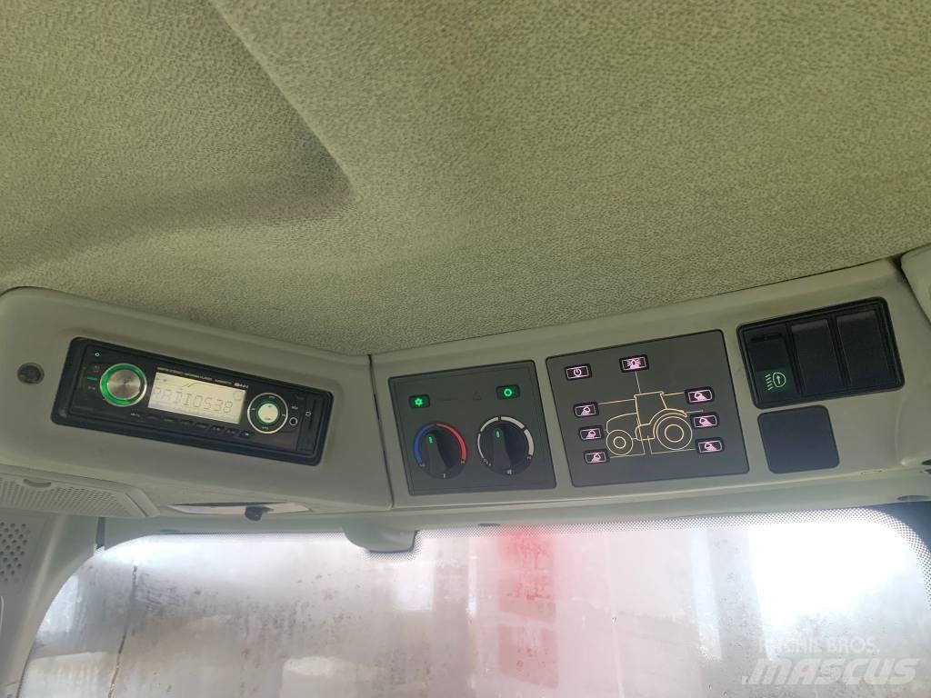 CLAAS Axion 810 CIS+ Traktorit