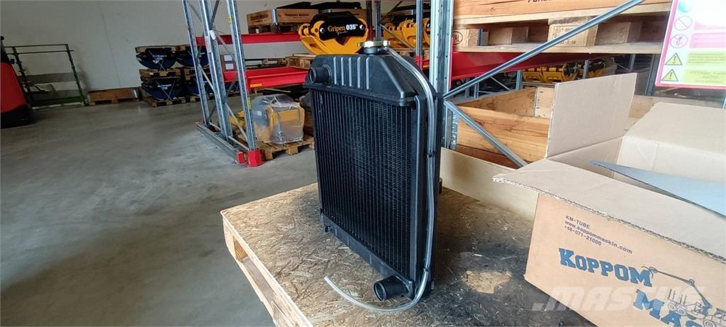 Ford 81875325 Moottorit