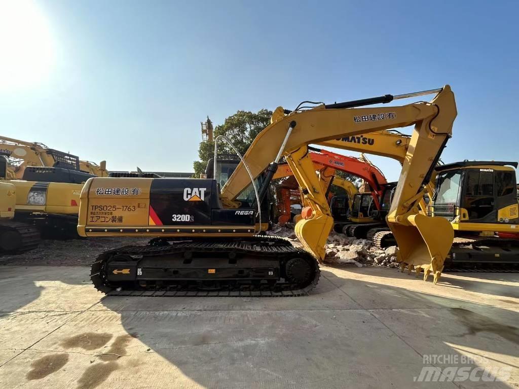 CAT 320D2 Telakaivukoneet