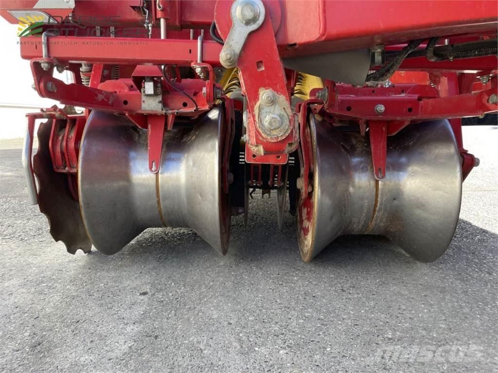 Grimme EVO 280 Sipulinnostokoneet